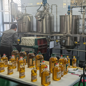 <span class=keywords><strong>Planta</strong></span> <span class=keywords><strong>de</strong></span> Refinación <span class=keywords><strong>de</strong></span> Aceite Comestible para Semillas <span class=keywords><strong>de</strong></span> <span class=keywords><strong>Aguacate</strong></span>, Soja, Girasol, Palma y Algodón, Mini Refinería - Product Image 6