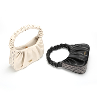 O mais novo design e encantador moda viajar pequena nuvem saco rua tendência de couro pu bolsas de mão fabricantes da china
