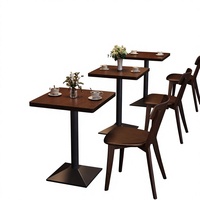Tables et banquettes pour restaurants, usage commercial, cafés, salons de thé, pâtisseries, chaises sur mesure, restaurants