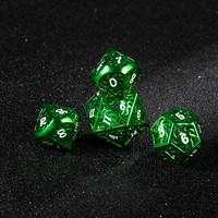 Ensemble de dés polyédriques en métal ajouré vert à motif tourbillonnant, 7 pièces, pour jeux de société et cadeaux