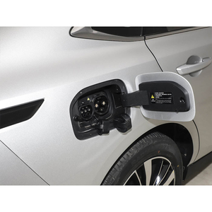 Changan Eado PHEV Automático, Interior Oscuro, Smart Blue Whale, Vehículo Eléctrico de Autonomía Extendida de 145 km, Edición Battleship, SUV Híbrido - Product Image 5