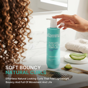 Crème définissante pour boucles Pallamina Organic Vegan avec complexe d'avocat et d'aloe vera pour cheveux ondulés, bouclés et crépus, pour brillance et souplesse - Product Image 4