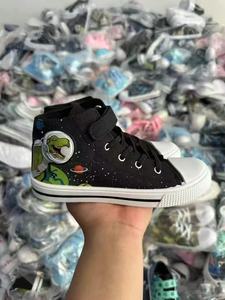 सस्ते बच्चों के कार्टून कैनवास जूते उच्च गुणवत्ता वाली लड़कियों के जूते - Product Image 6