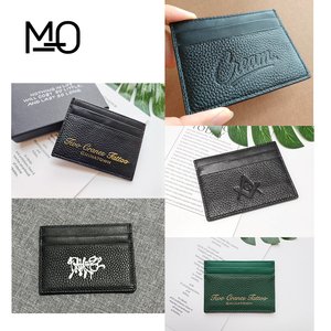 Portafoglio Portatessere Premium in Vera Pelle con Blocco RFID e Logo Personalizzato per Biglietti da Visita e Carte di Credito - Product Image 2