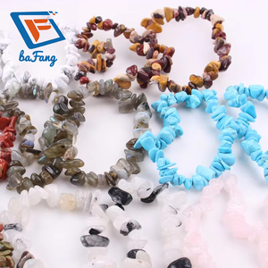 Venta al por mayor 5-8mm Chips sueltos pulsera de piedra Natural Irregular pequeñas cuentas pulseras elásticas para las mujeres - Product Image 5