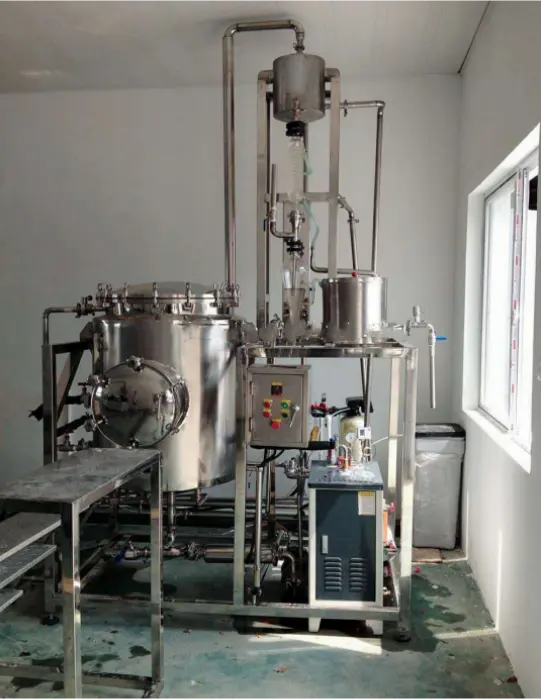 200L 1000L 2000L 3000L Eucalyptus Oil extracting equipment Mint Basil oil distiller