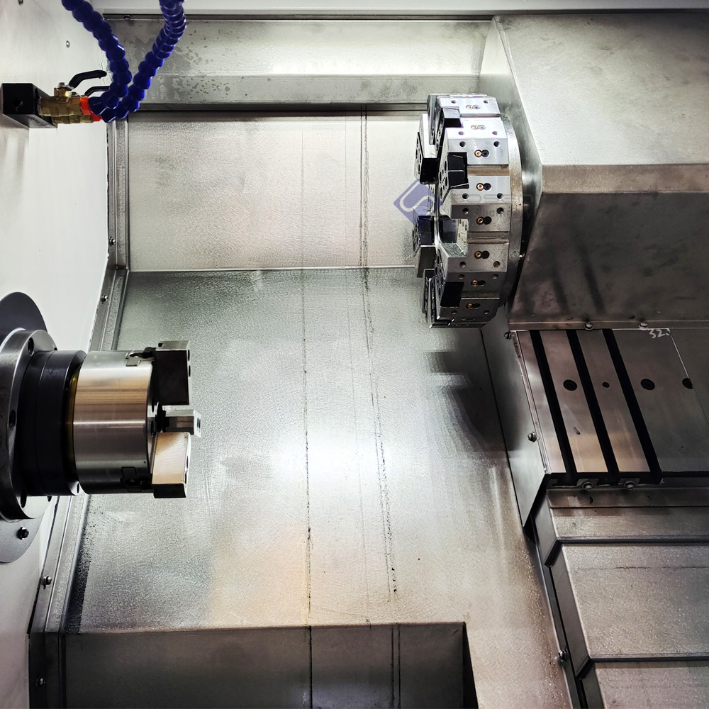 新型金属斜床数控车削车床