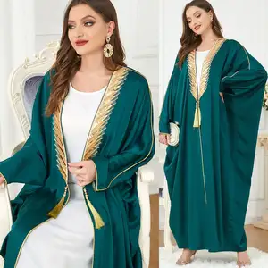 도매 2024 뜨거운 판매 의류 중동 이슬람 의류 EID 두바이 사우디 아라비아 드레스 골드 트림 녹색 Kaftan Abaya