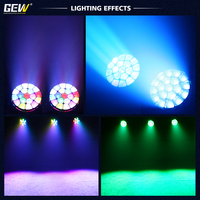 Projecteur LED mobile Bee Eye 19x40W RGBW 4-en-1 DMX512 avec zoom et anneau halo pour spectacles sur scène
