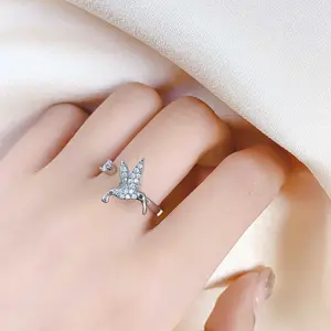Cubic Zirconia Rotating Silver Bird Ring Suitable For Women's Daily Wear