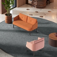 Canapé-lit modulaire en tissu de style européen, design personnalisé, rembourrage doux, structure en bois pour hall d'hôtel de luxe et entreprises
