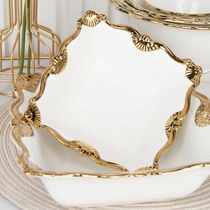 <span class=keywords><strong>Service</strong></span> <span class=keywords><strong>de</strong></span> vaisselle en céramique <span class=keywords><strong>de</strong></span> luxe avec bordure dorée, assiette à poisson en <span class=keywords><strong>porcelaine</strong></span>, assiette creuse, assiette à steak, bols, vaisselle élégante pour restaurant - Product Image 4