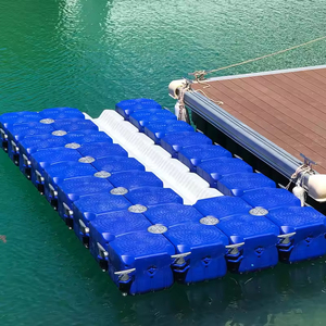 Популярный модульный плавучий док для гидроциклов и лодок из HDPE, изготовленный методом выдувного формования, в наличии - Product Image 1