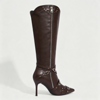 Bottes hautes marron pour femme personnalisables, à bout pointu, avec fermeture éclair intégrale, bride à boucle, talon aiguille et cloutées