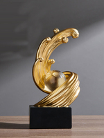 Décor à la maison moderne lumière luxe salon décor ornements résine Statue boule de cristal modèle abstrait artisanat bureau décor de bureau