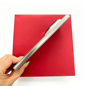 Mate X 7 en perfecto estado, Edición de Coleccionista, 16GB+512GB, Activado en diciembre de 2025, Excelente estado, 100% de salud de la batería - Product Image 3