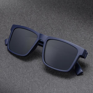 Lunettes de soleil polarisées carrées Lifetech pour hommes, verres TAC UV400, monture en plastique et métal, noires, protection solaire extérieure - Product Image 3