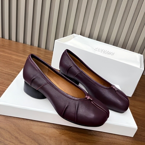 <span class=keywords><strong>Scarpe</strong></span> da Balletto Tabi da <span class=keywords><strong>Donna</strong></span> 2025 con Punta Divisa, <span class=keywords><strong>Tacco</strong></span> <span class=keywords><strong>Medio</strong></span> 3cm, Tomaia in Vera Pelle, Fodera in Pelle di Pecora, Traspiranti e Resistenti per la Primavera - Product Image 6