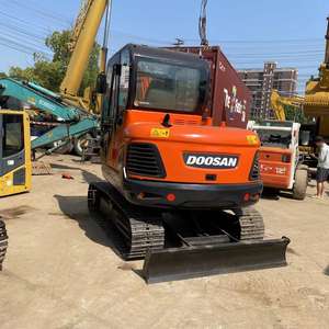 รถขุดขนาดเล็ก Doosan DX55 มือสองคุณภาพสูง พร้อมมอเตอร์ปั๊มเครื่องยนต์เกียร์บ็อกซ์เดิมๆ น้ำหนักใช้งาน 5 ตัน รับน้ำหนักได้ 6 ตัน รุ่นปี 2020 - Product Image 6