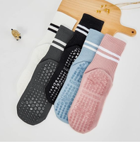 Chaussettes Pilates tendances américaines personnalisées avec poignées pour femmes Yoga & Barre-Tissu doux antidérapant et respirant