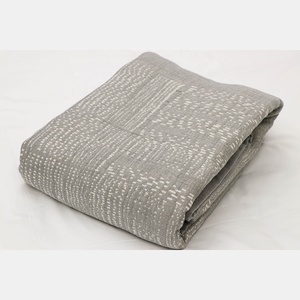 Acogedor punto gris algodón blanco rayas Jacquard celular refrigeración sillón <span class=keywords><strong>manta</strong></span> <span class=keywords><strong>tejida</strong></span> técnica verano niño regalo para rey - Product Image 1