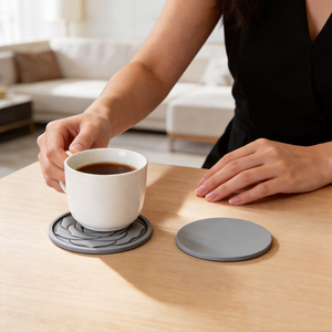 Sottobicchieri in Silicone Personalizzabili Certificati per Alimenti - Design con Motivo a Rosa in Rilievo, Set da 6 con Supporto per Arredamento Bar Domestico - Product Image 5