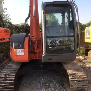 Excavatrice Hitachi ZX75US d'occasion avec bras long, capacité de la benne de 0,28 m³, poids opérationnel de 7,5 tonnes, moteur et boîte de vitesses inclus, en vente - Product Image 4