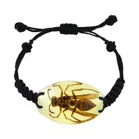 Bracelet en ambre lumineux fait main avec pendentif frelon, bijou en résine d'insecte véritable pour homme