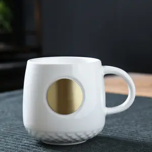 Креативный белый Пользовательский логотип с тиснением керамические кофейные кружки
