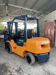 Chariot élévateur diesel d'occasion TOYOTA 7F30, 3 tonnes, fourches de 1520 mm, 3 m, 4,5 m - Product Image 6