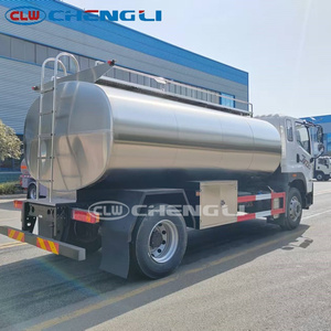 Camión de Transporte de Leche Fresca de Acero Inoxidable de 6.6 CBM |   Camión <span class=keywords><strong>Cisterna</strong></span> Refrigerado para Leche de 10-15 Toneladas 4x2 con Tanque de Acero Inoxidable 304 de Grado Alimenticio - Product Image 4
