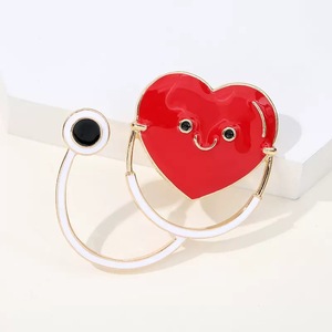 工厂批发散装现货医疗心形金属护士医生珐琅胸针徽章别针 - Product Image 5