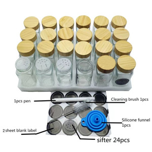Ensemble de 24 pots à épices carrés <span class=keywords><strong>en</strong></span> <span class=keywords><strong>verre</strong></span> de qualité supérieure <span class=keywords><strong>avec</strong></span> étiquettes imperméables, couvercles à rabat, emballage <span class=keywords><strong>en</strong></span> carton écologique de qualité alimentaire - Product Image 5