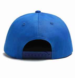 Gorra de 5 Paneles con Diseño de Bordado de Logotipo Personalizado, Logotipo Impreso Aceptable, Gorras Snapback de Visera Plana - Product Image 5