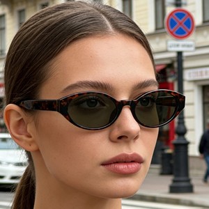 Gafas de Sol de Moda 2026 con Lentes Coloridas, Montura Completa, Estilo Ojo de Gato, Lentes Degradados, 100% Protección UV, Unisex, Estilo Casual para Adultos - Product Image 3