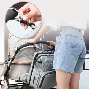 2025 디자이너 접이식 엄마 가방 엄마를위한 휴대용 다기능 아기 럭셔리 기저귀 배낭 - Product Image 5