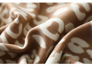 Couverture en cachemire Jacquard léopard, literie de luxe en cachemire pur, lavable à la Machine, pour la maison, canapé d'hôtel, mode d'hiver - Product Image 4