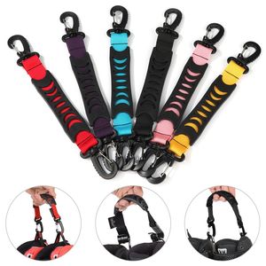 Professional Portable <strong>Skates</strong> Shoes Holder <strong>Skate</strong> Handle <strong>Buckle</strong> Perfect Outdoor Skating Accessory for Winter and Summer