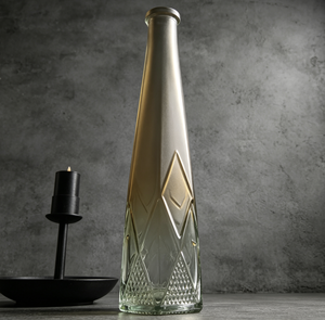 Bouteilles de vin en verre dégradé doré fabriquées en usine, avec bouchon, gravure laser et sérigraphie, 500ml/750ml/1000ml pour whisky, tequila, <span class=keywords><strong>vodka</strong></span> - Product Image 6