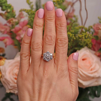 Bague de fiançailles personnalisée en or massif 14 carats en forme de fleur avec diamant de laboratoire certifié IGI – Cadeau classique pour fête, anniversaire, mariage