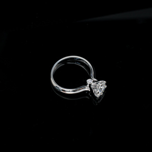 Bague de mariage en argent 925 avec diamant de laboratoire rond serti griffe, plaqué rhodium, haute qualité, abordable - Product Image 2