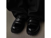 Chaussures habillées noires en cuir véritable pour hommes, à lacets, avec logo personnalisé, talon épais, antidérapantes, toutes saisons, vente en gros