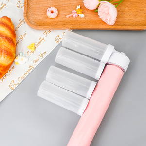 Pistola pulverizadora de pasteles Manual de plástico nueva de fábrica, herramientas de cocina Mu Si con plumero de Color y <span class=keywords><strong>barril</strong></span> de pulverización para hornear - Product Image 3