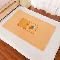 Ensemble coussin et couverture mignon en forme de capybara, couverture en peluche chaude, sac 2 en 1, couverture portable pour voiture, couverture de bureau, couverture multifonctionnelle pour dormir, cadeau de Noël