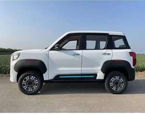 Электрический внедорожник Hongqi New Energy — полноприводный пассажирский автомобиль с интеллектуальными технологиями, высокой эффективностью для ежедневных поездок и городских передвижений - Product Image 3