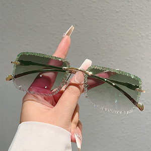 HF3619 <span class=keywords><strong>occhiali</strong></span> da <span class=keywords><strong>sole</strong></span> quadrati taglio Frameless moda retrò Vintage uomini donne tinto piccoli rettangolari senza montatura <span class=keywords><strong>occhiali</strong></span> da <span class=keywords><strong>sole</strong></span> Gafas De Sol - Product Image 4