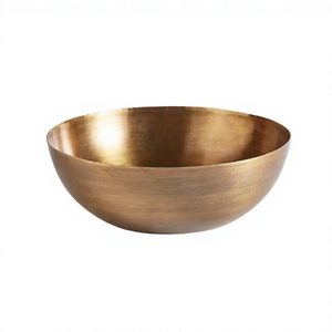 Bol mélangeur en laiton de conception simple, de qualité supérieure, de forme ronde, pour servir les aliments, destiné aux hôtels et restaurants. - Product Image 1