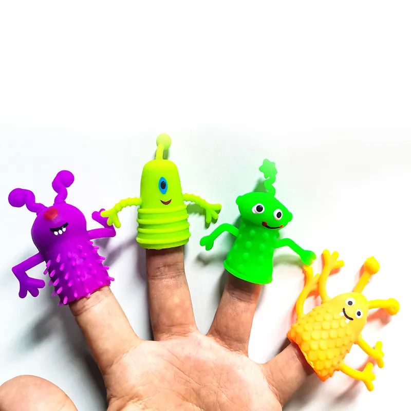 Toptan plastik el parmak mini parmak oyuncak karikatür hayvan parmak kuklası oyuncaklar çocuklar için