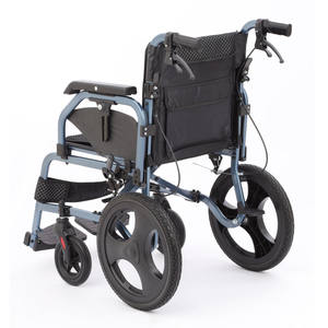 Fauteuils roulants légers pliables de produits médicaux de santé pour des adultes - Product Image 4