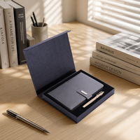 Ensemble de luxe haut de gamme pour cadres : Carnet en cuir noir, stylo, boîte cadeau magnétique en velours avec accent argenté et sac cadeau